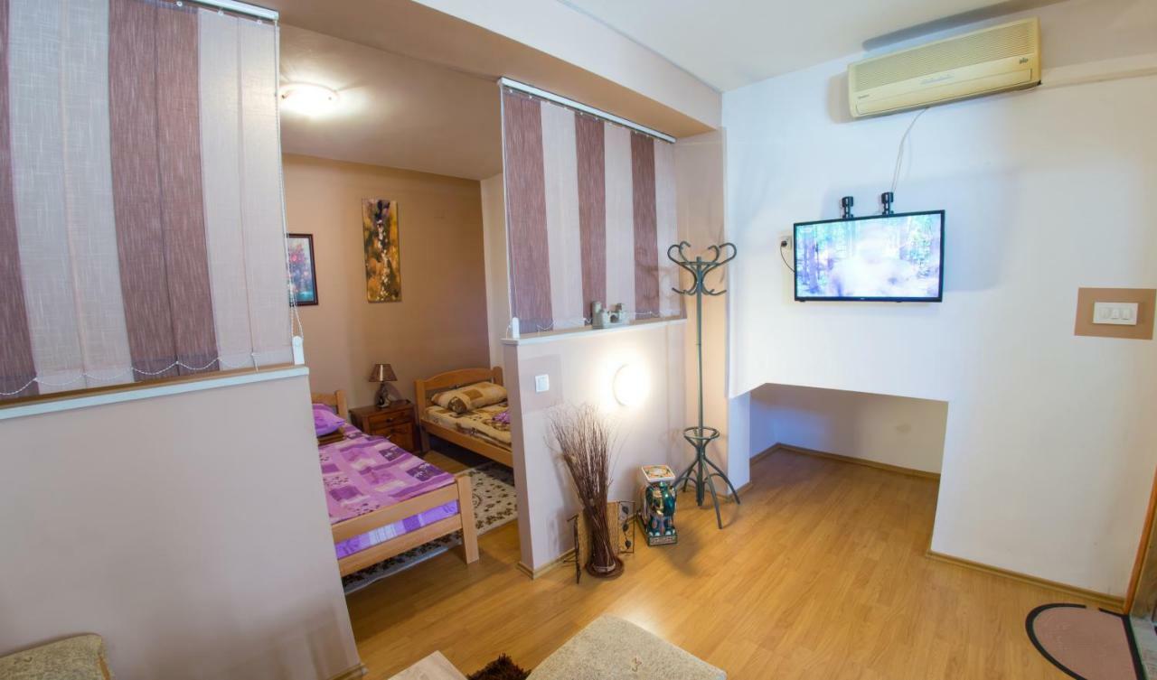 Apartment Elegant Mostar Bagian luar foto