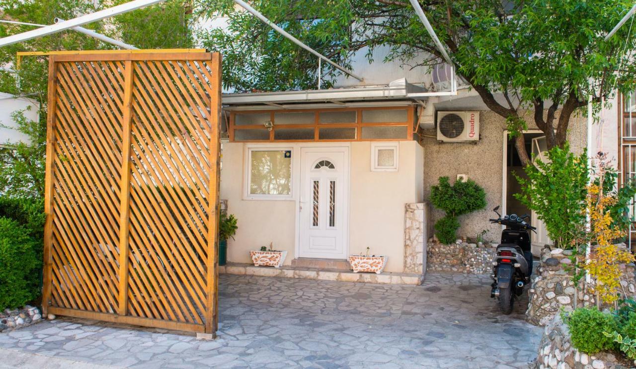 Apartment Elegant Mostar Bagian luar foto
